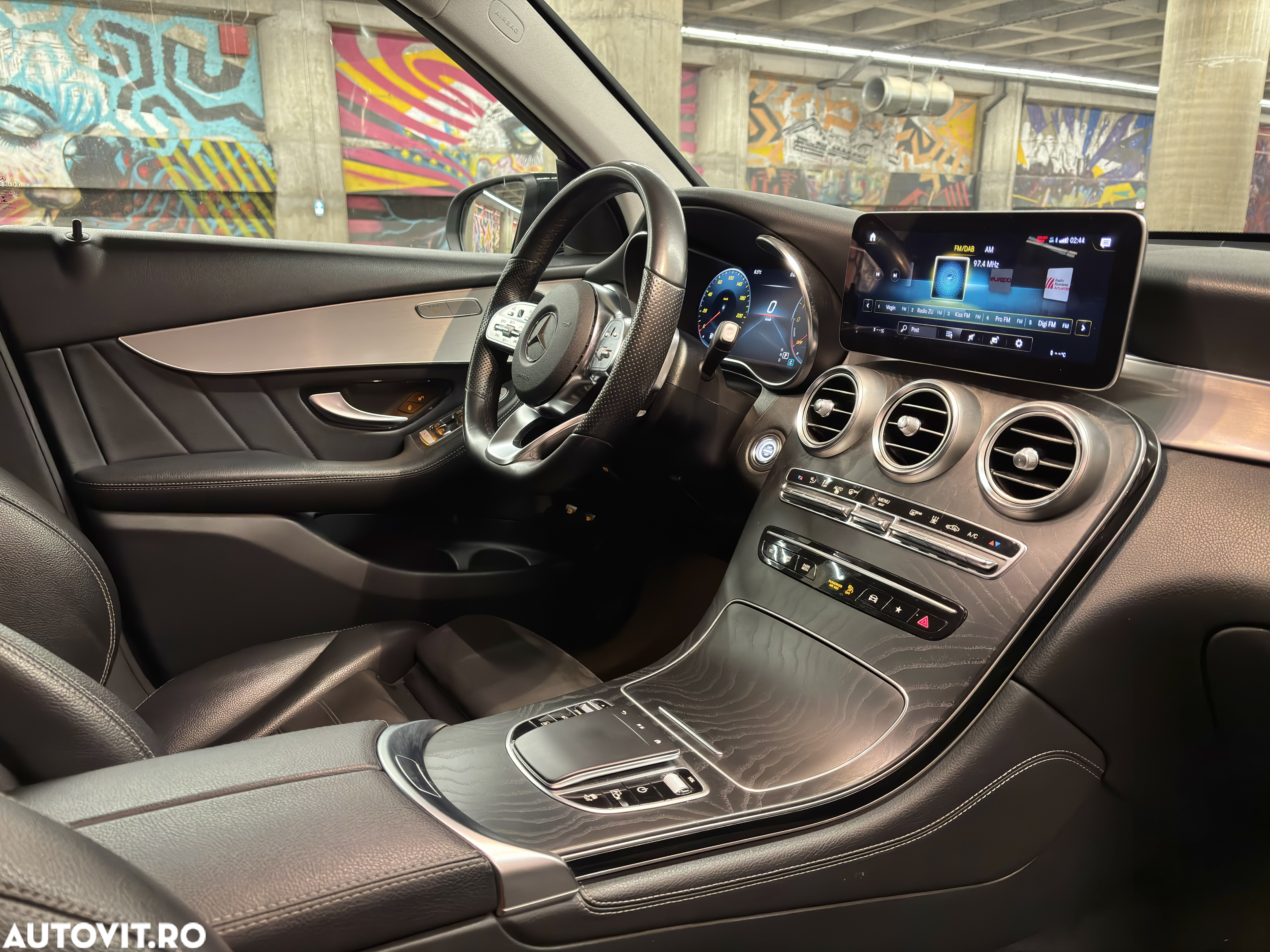 Mercedes-Benz GLC 300 e 4Matic 9G-TRONIC AMG Line Plus - 7