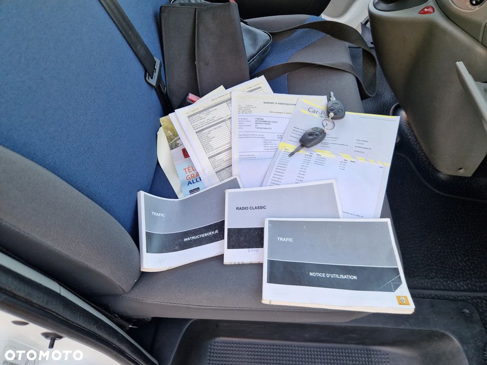 Renault TRAFIC - 9