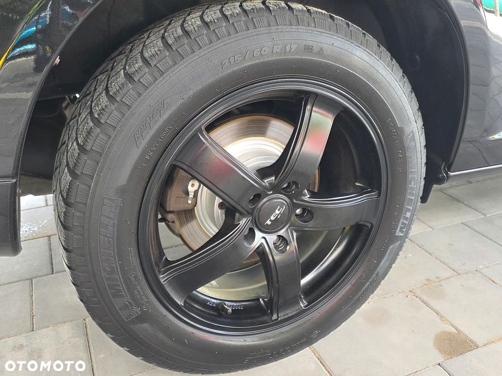 Dodge Caliber - 16