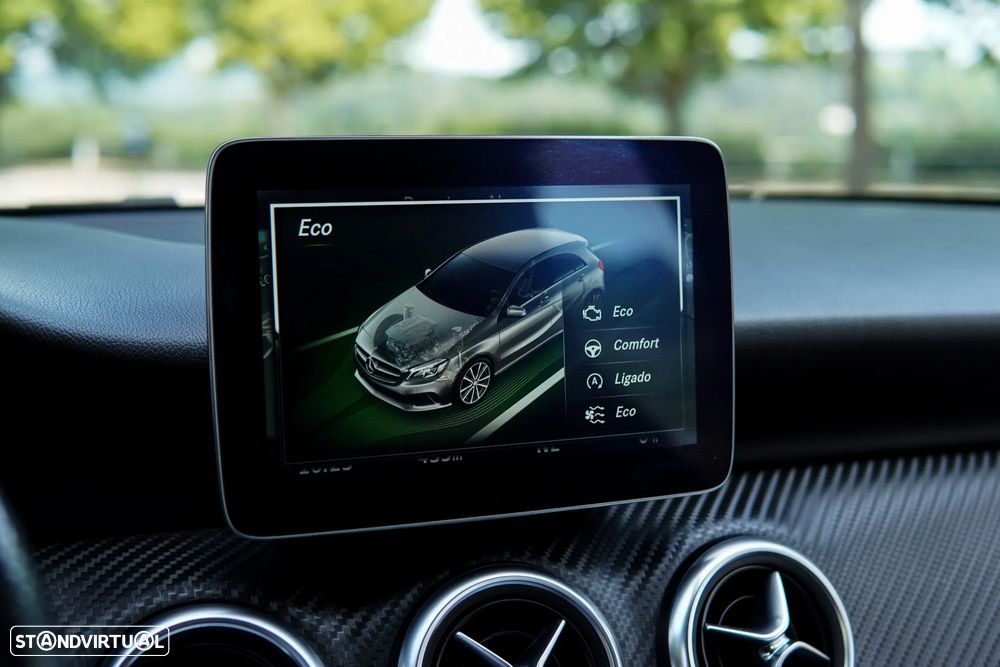 Mercedes-Benz A 180 CDI AMG Line - 34