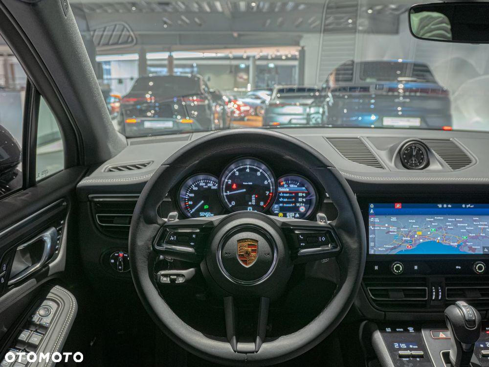 Porsche Macan Standard - 18