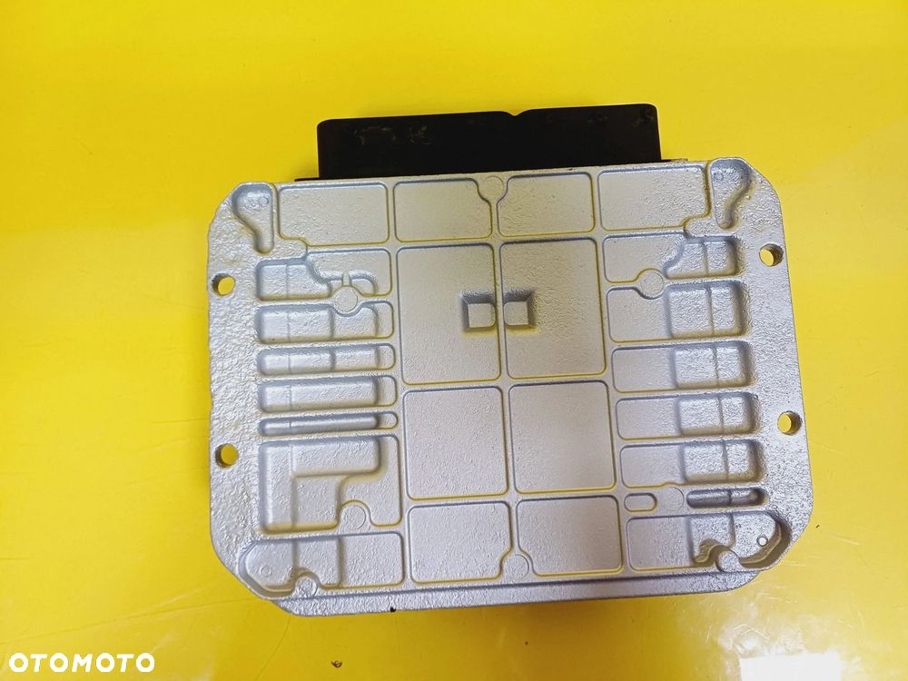 KOMPUTER SILNIKA OPEL ASTRA III H ZAFIRA B 1.7 CDTI 55571776 NR2 - 6