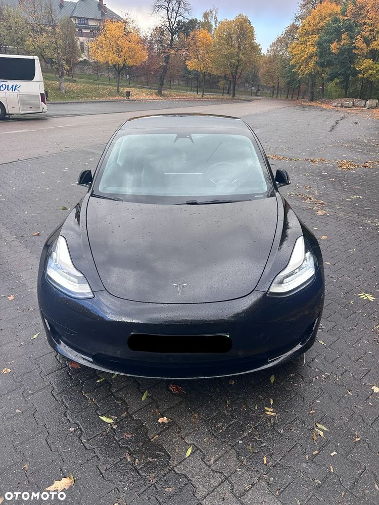 Tesla Model 3 Long Range RWD - 3