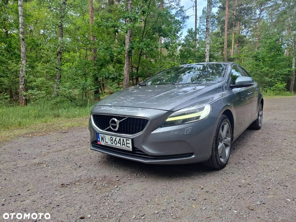 Volvo V40 T3 Drive-E Momentum - 17