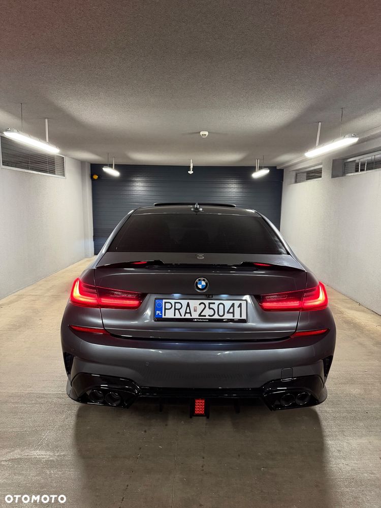 BMW Seria 3 330i xDrive M Sport - 26