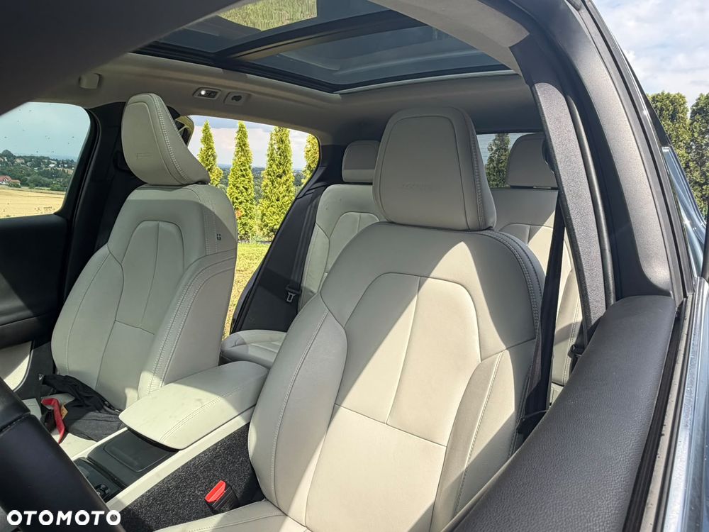 Volvo XC 40 T5 AWD Inscription - 36