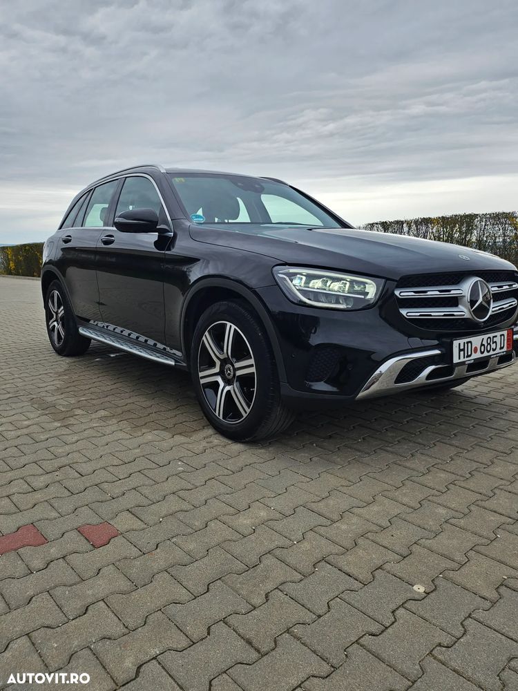 Mercedes-Benz GLC 300 d 4MATIC - 9