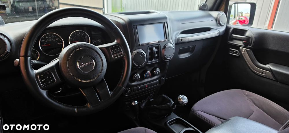 Jeep Wrangler - 6