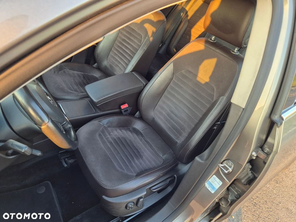 Volkswagen Passat 1.8 TSI Highline DSG - 8
