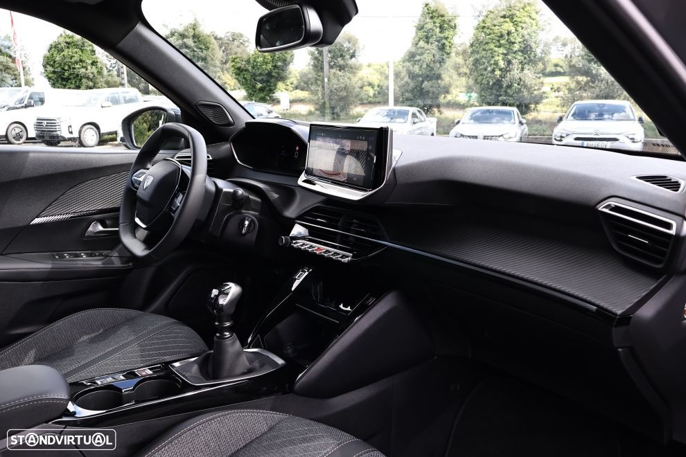 Peugeot 2008 1.2 PureTech Allure - 13