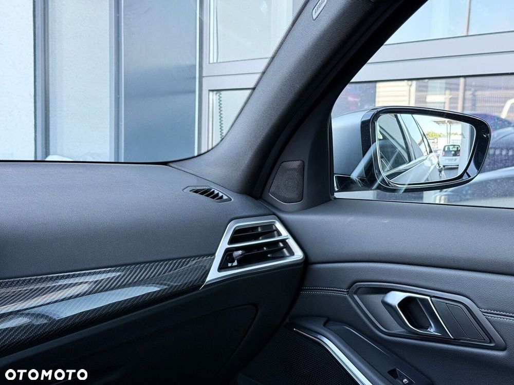 BMW Seria 3 - 22