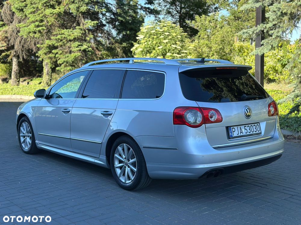 Volkswagen Passat 1.8 TSI DSG R-Line Edition Plus - 3