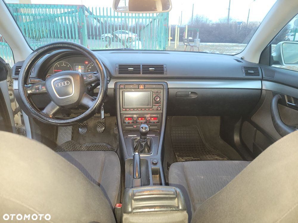 Audi A4 Avant 2.0 TDI - 12