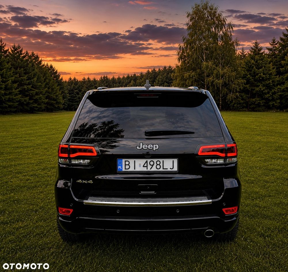 Jeep Grand Cherokee - 11