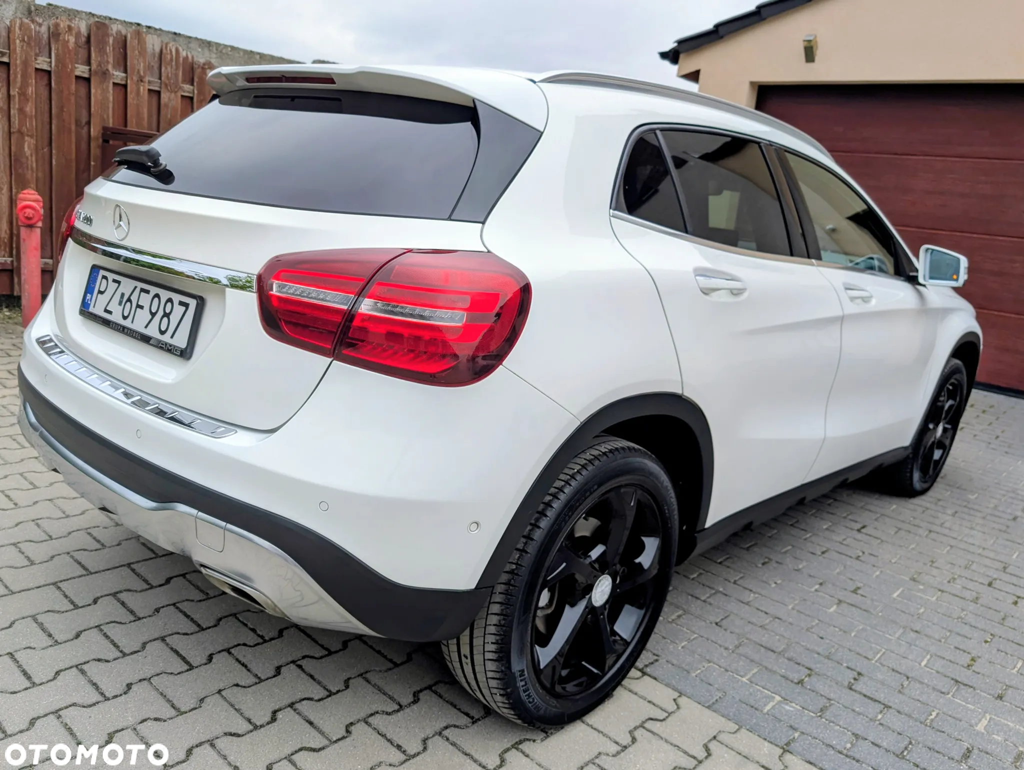 Mercedes-Benz GLA 200 7G-DCT - 13