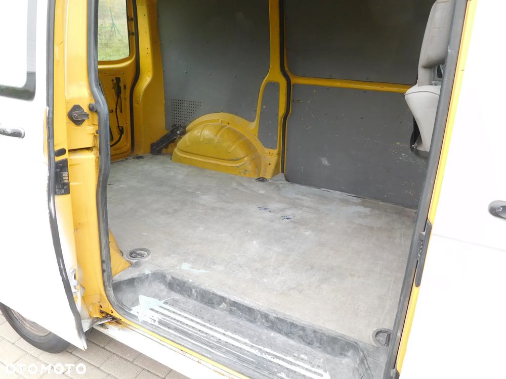 Volkswagen Transporter - 8