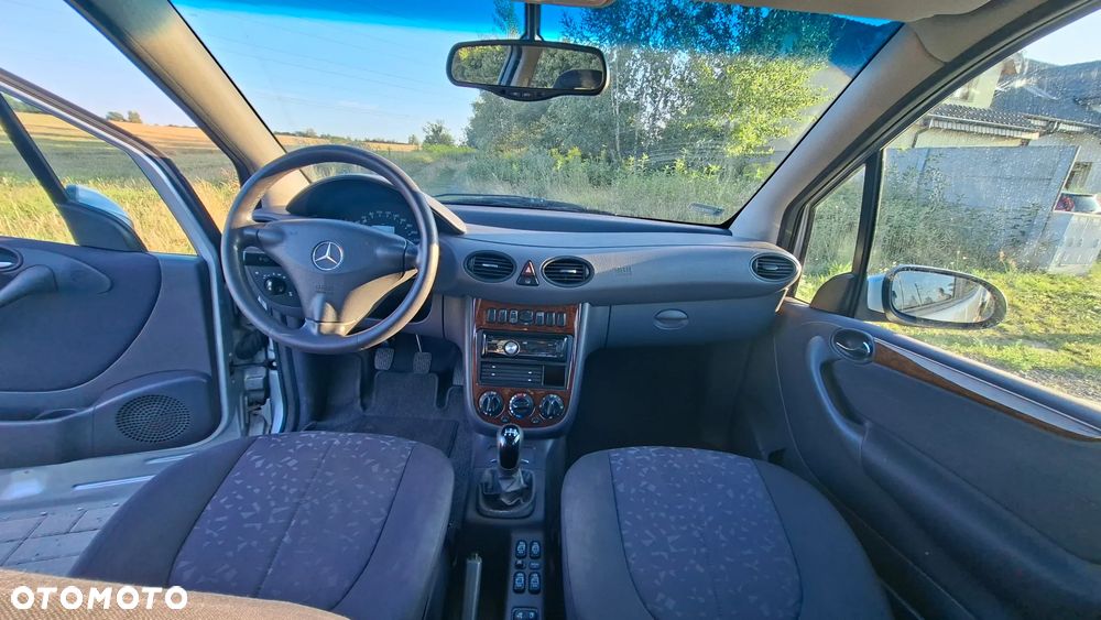 Mercedes-Benz Klasa A 160 Elegance Piccadilly - 19