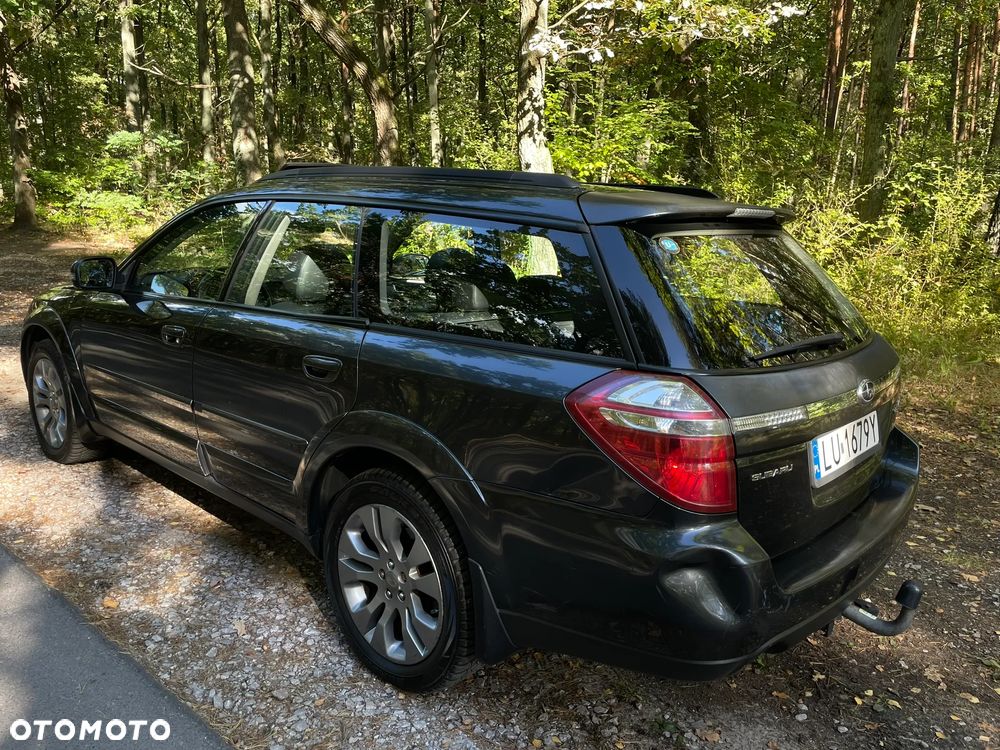 Subaru Outback 3.0 R GX - 9