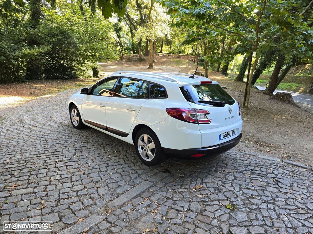 Renault Mégane 1.5 dCi Confort - 6