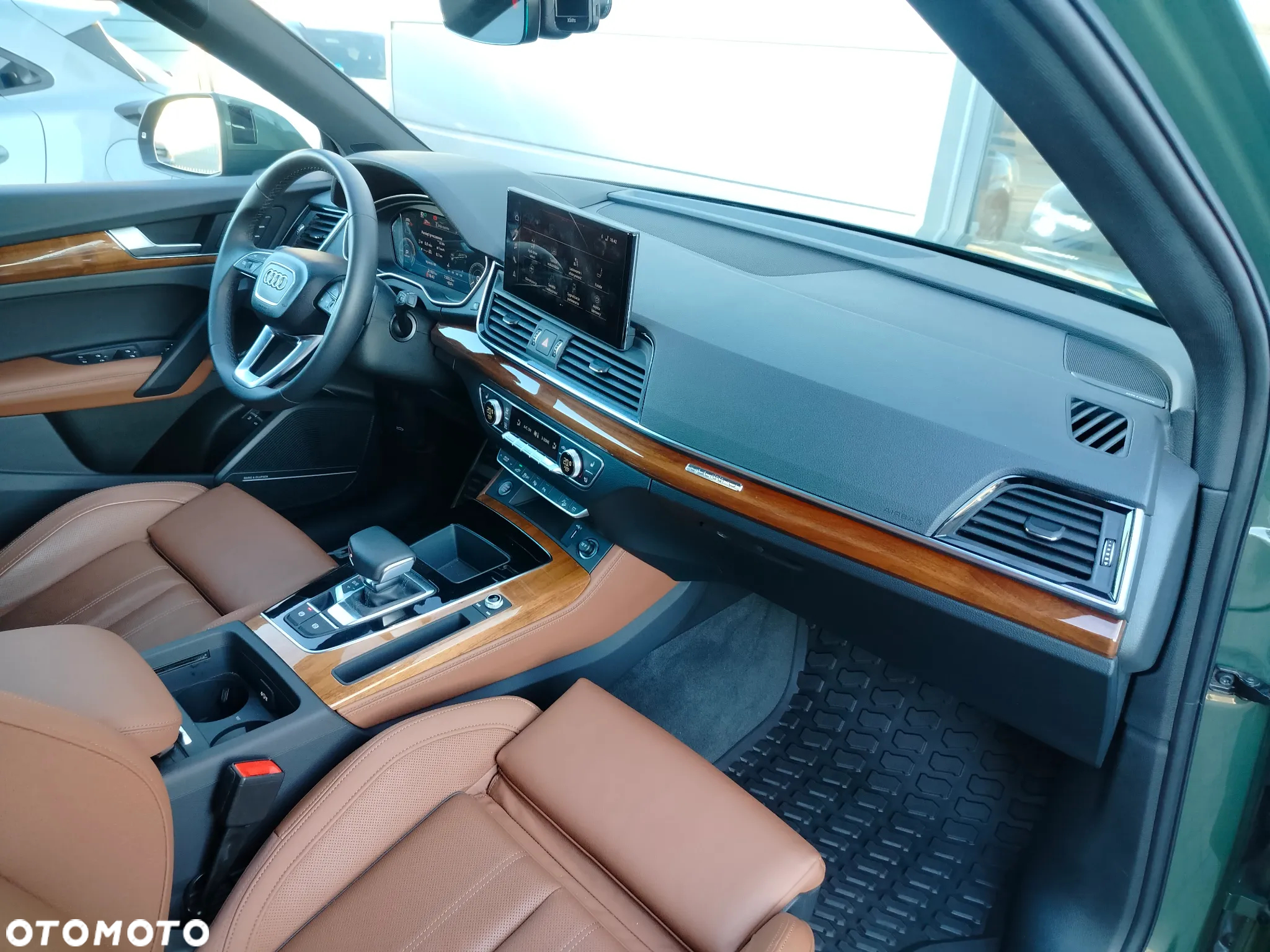 Audi Q5 55 TFSIe quattro S tronic S line - 4
