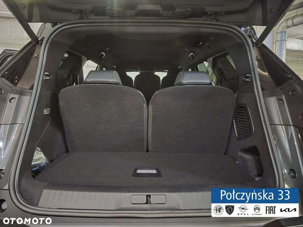 Peugeot 5008 - 8