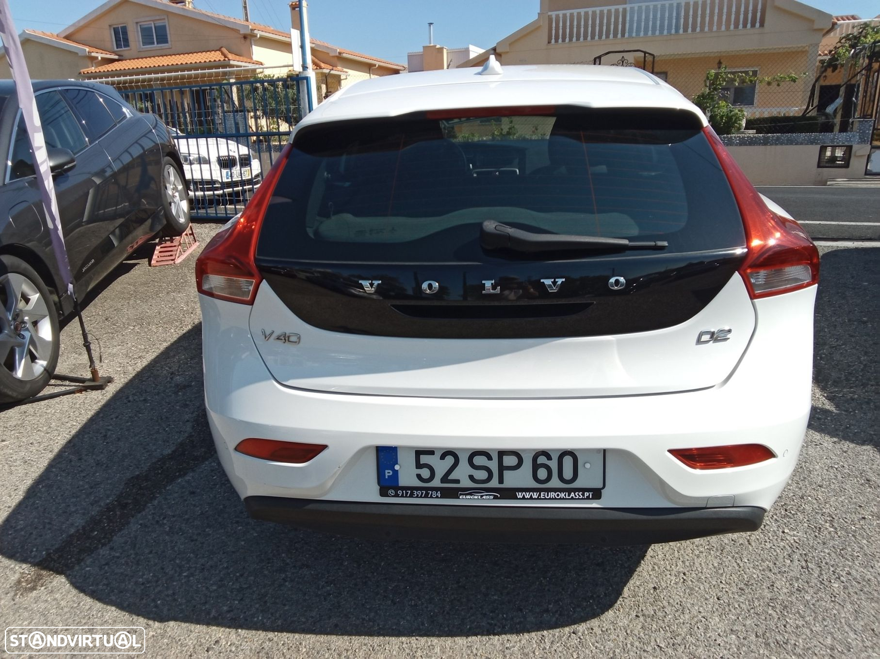 Volvo V40 2.0 D2 Momentum - 9