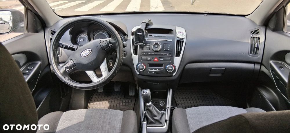 Kia Ceed 1.4 Comfort - 5