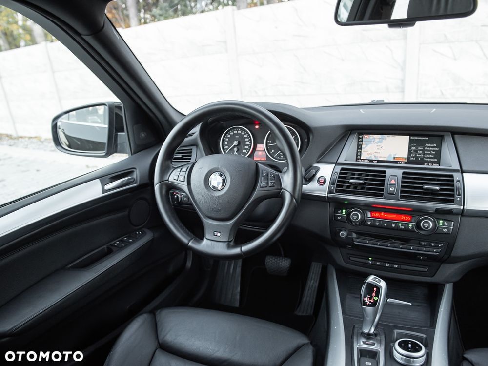 BMW X5 xDrive35d - 28