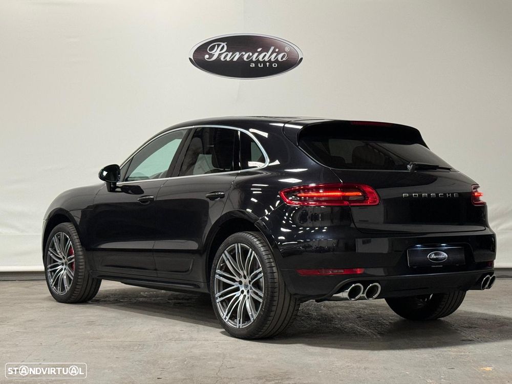 Porsche Macan Turbo - 13