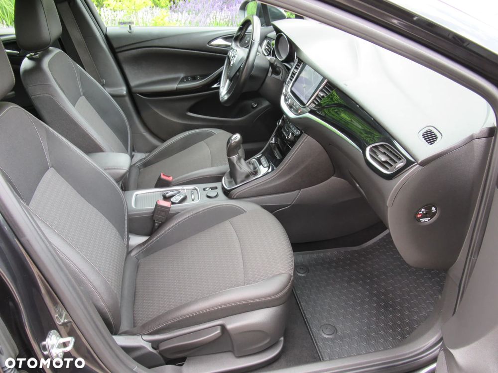 Opel Astra 1.6 D Start/Stop Sports Tourer Innovation - 10
