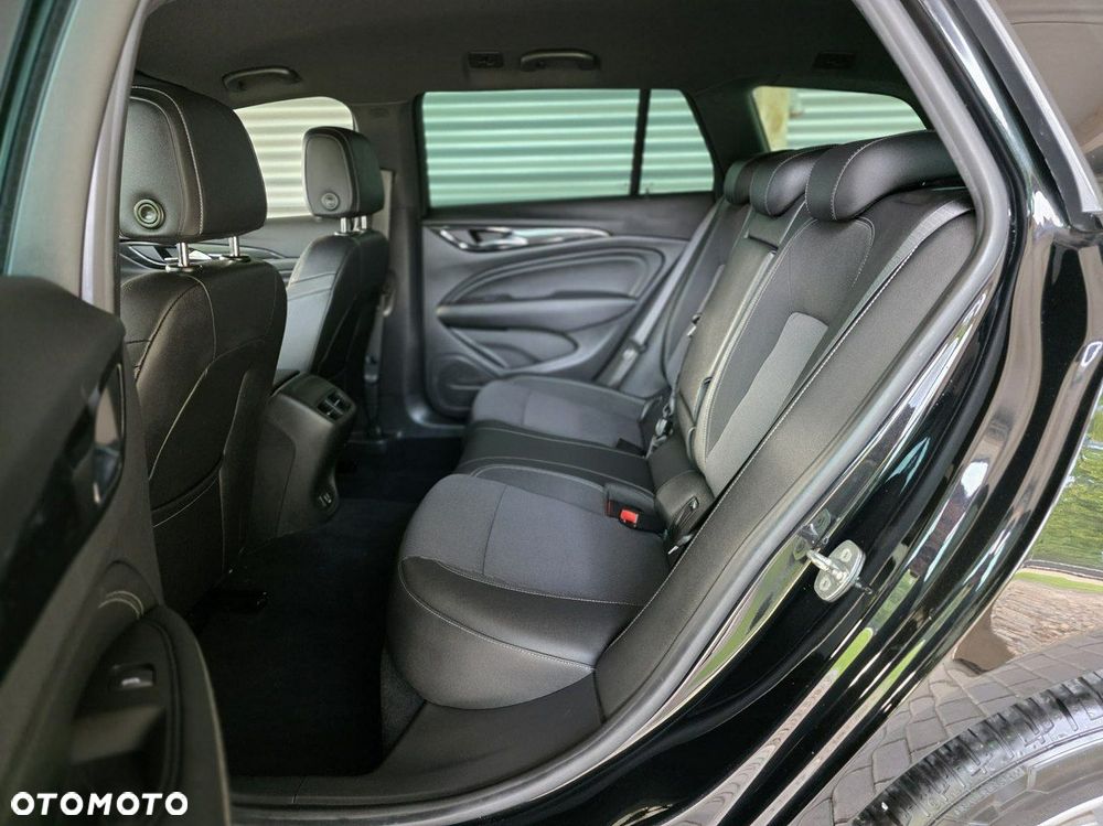 Opel Insignia 1.5 T Innovation S&S - 15