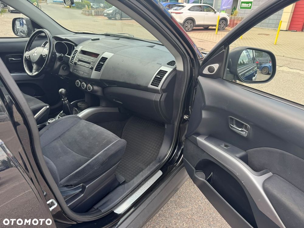 Mitsubishi Outlander 2.0 DID Intense - 10