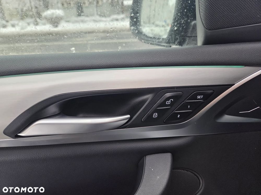 BMW X4 xDrive20i M Sport X sport - 24