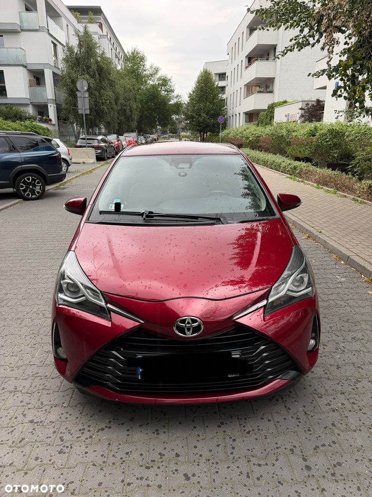 Toyota Yaris 1.5 Premium - 8