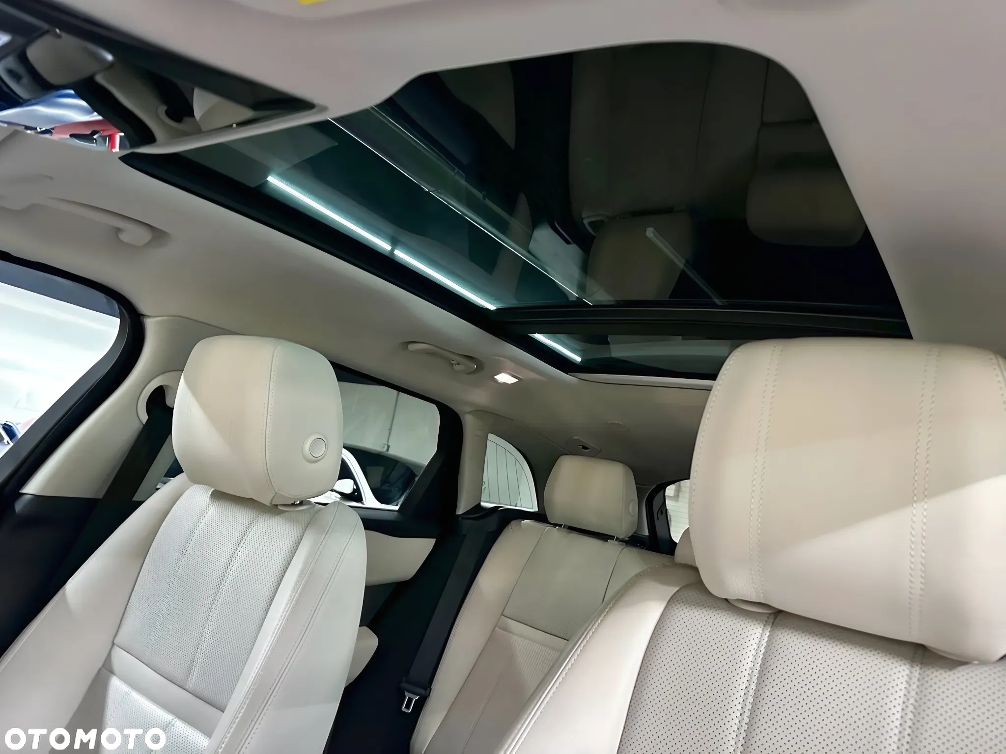 Land Rover Range Rover Velar 2.0 Si4 R-Dynamic S - 12