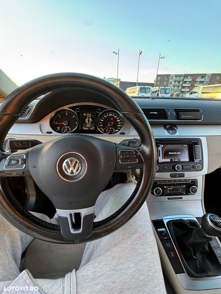 VOLKSWAGEN Passat 2010 — imagine 13