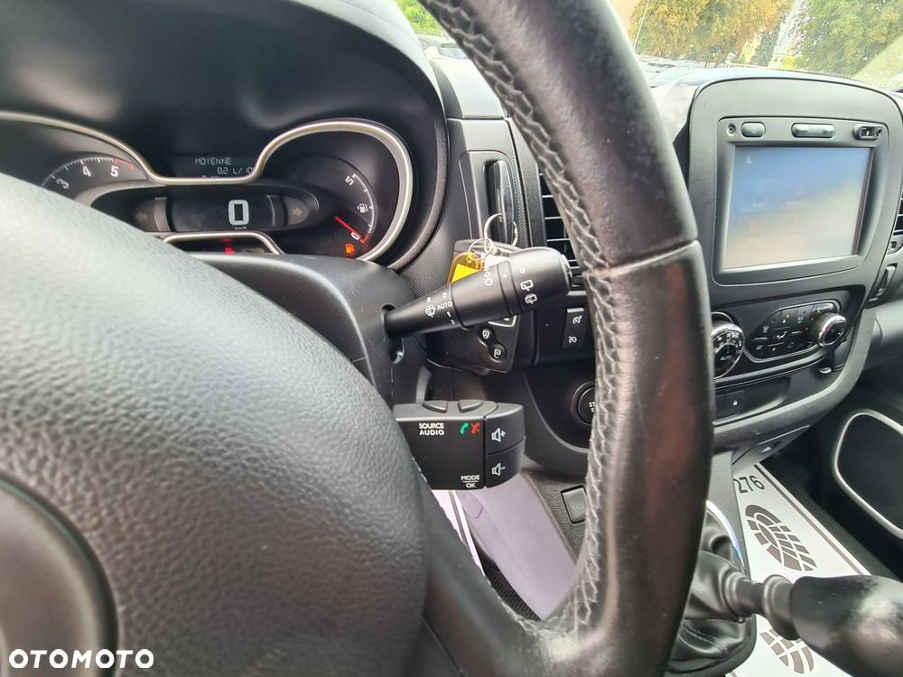 Opel Vivaro - 23