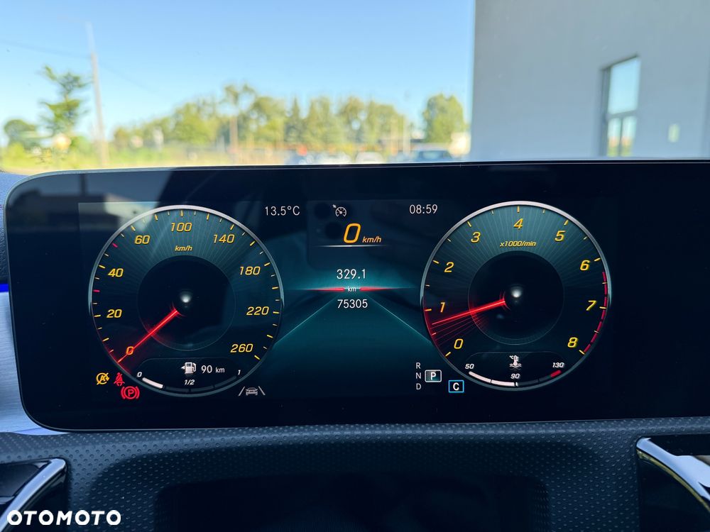 Mercedes-Benz CLA 250 4-Matic AMG Line 7G-DCT - 18
