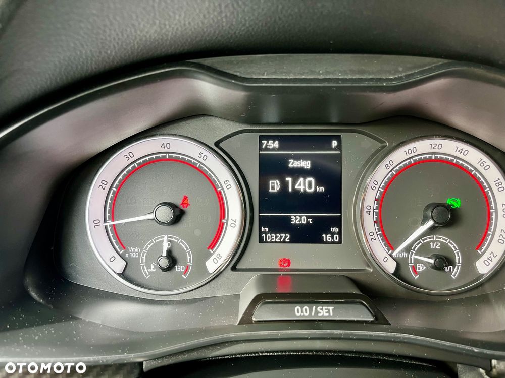 Skoda Kamiq 1.0 TSI Monte Carlo DSG - 17