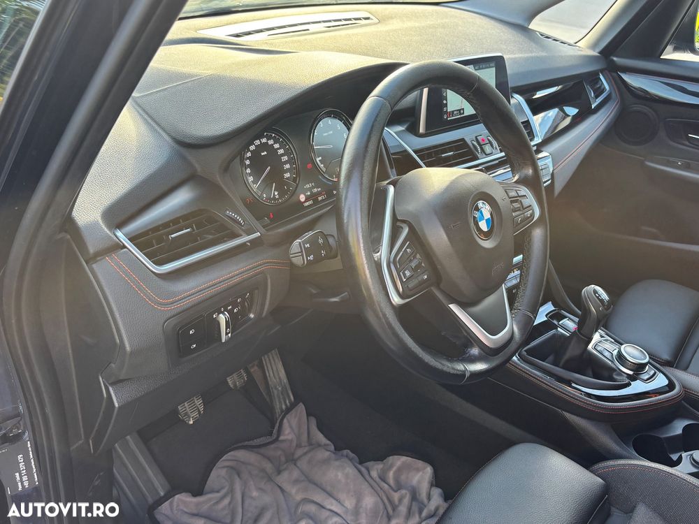 BMW Seria 2 216i Sport Line - 12
