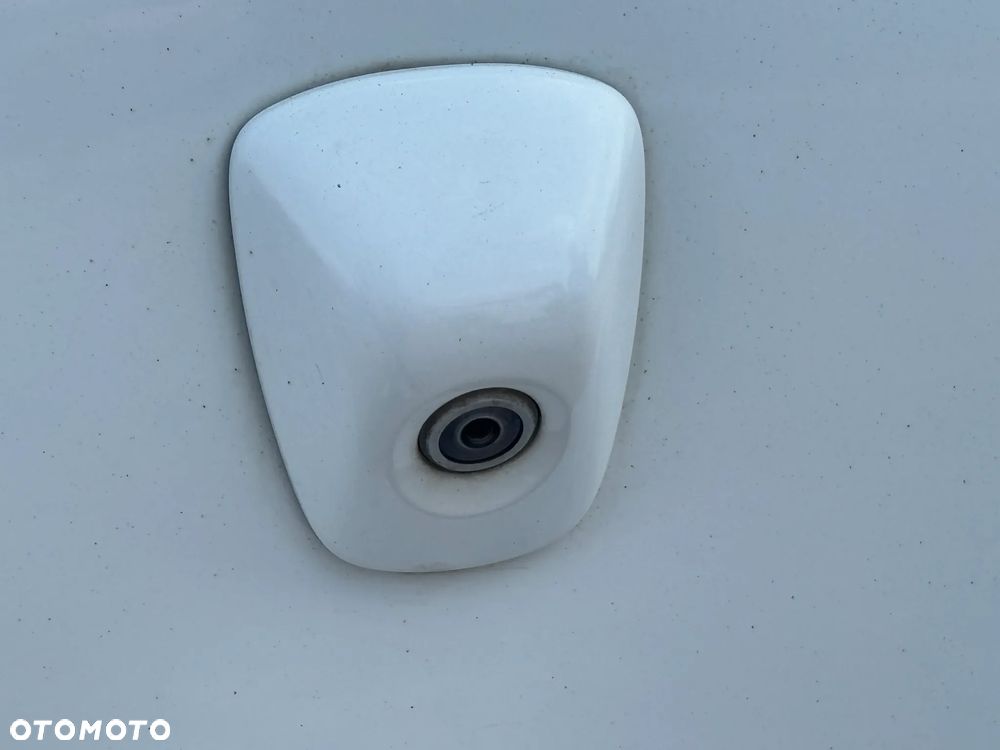 Kia Ceed 1.6 GDI DCT Platinum Edition - 12