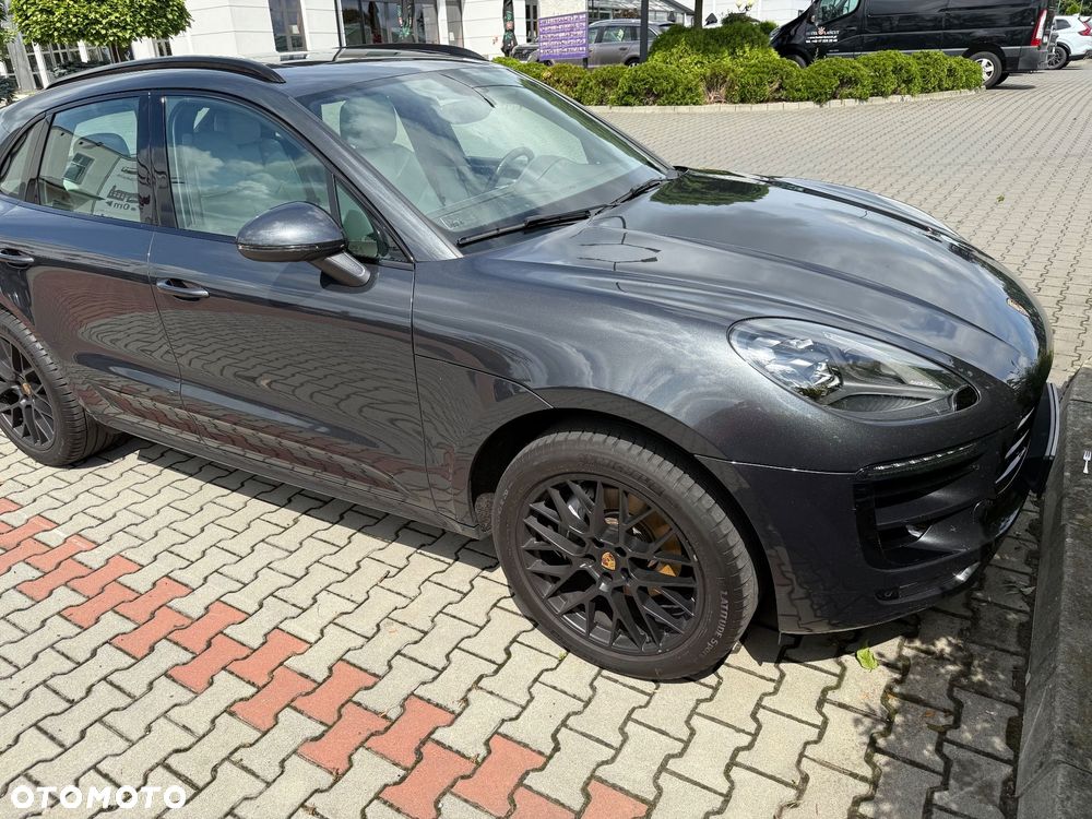 Porsche Macan Standard - 12