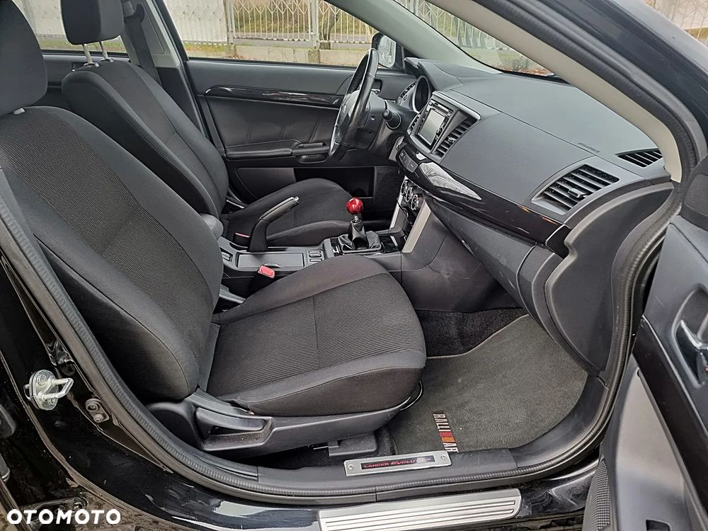 Mitsubishi Lancer - 7