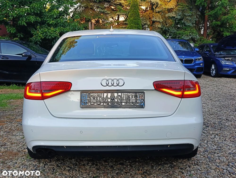 Audi A4 Limousine 2.0 TDI DPF Ambition - 15
