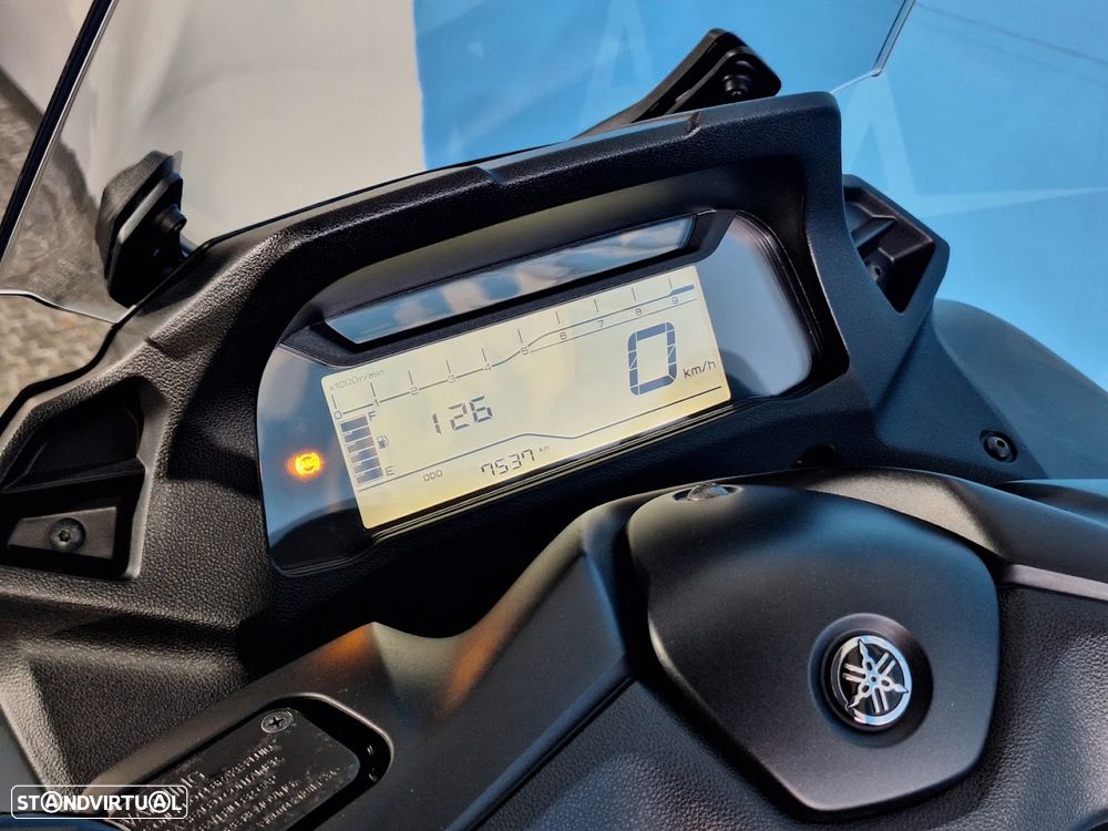 Yamaha Tricity 300 - 10