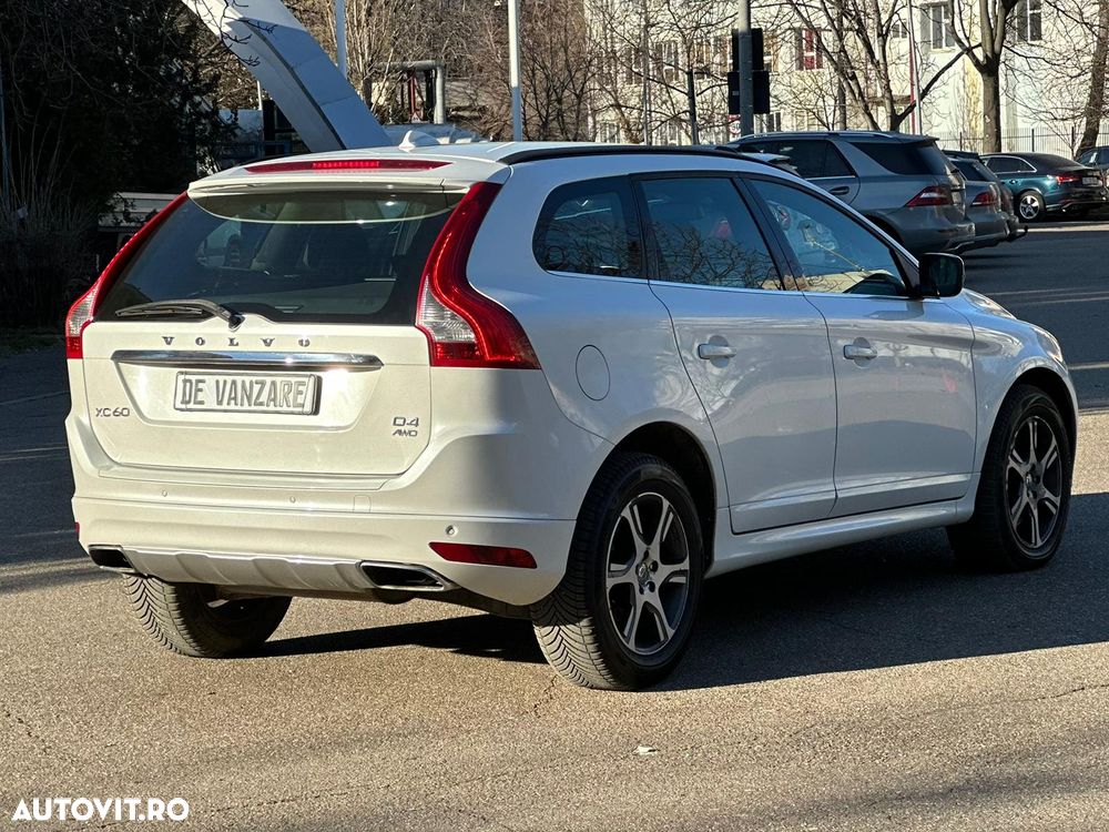 Volvo XC 60 D4 AWD Geartronic Momentum - 7