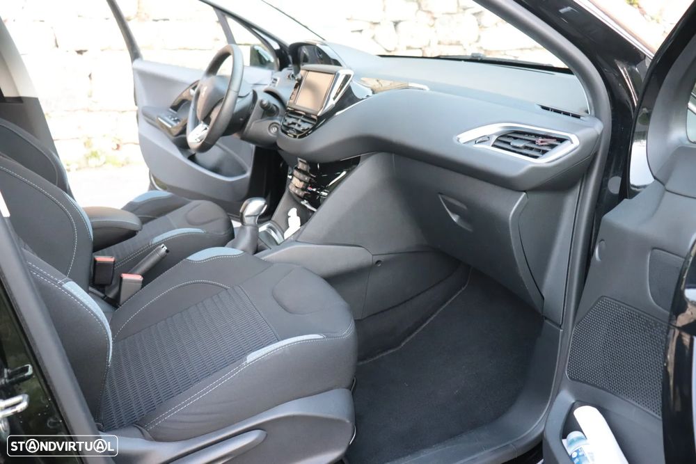 Peugeot 208 1.2 VTi Allure - 14