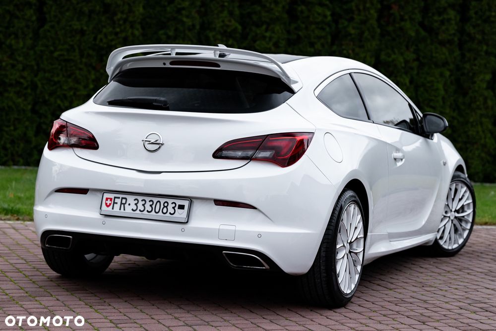 Opel Astra IV GTC OPC - 7