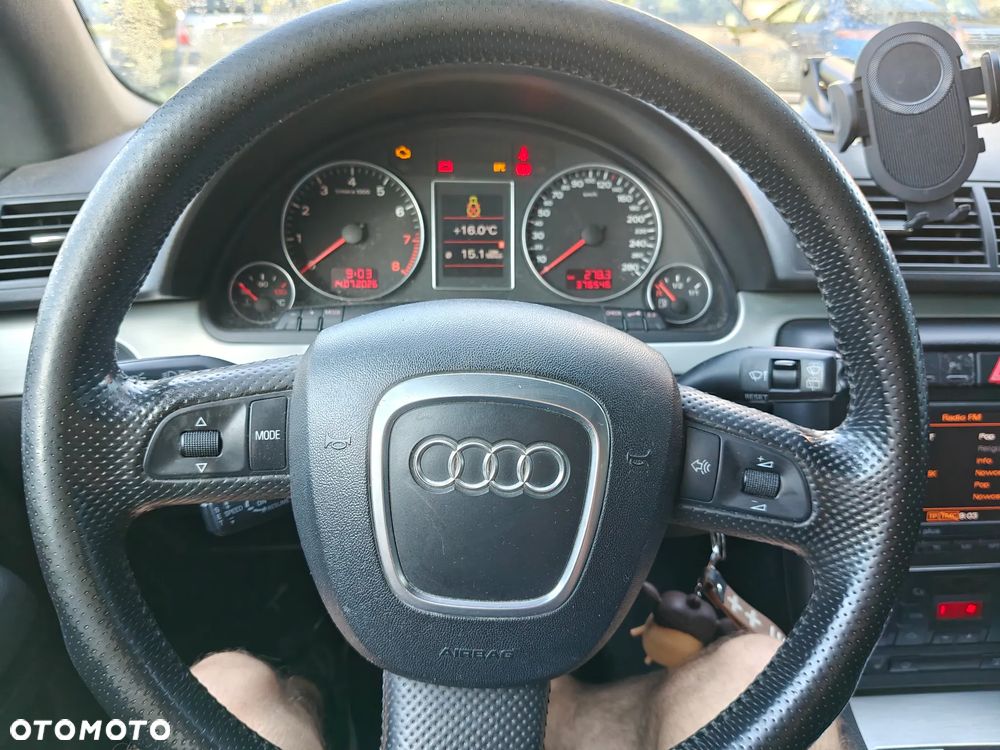 Audi A4 Avant 2.0 T FSI quattro - 11