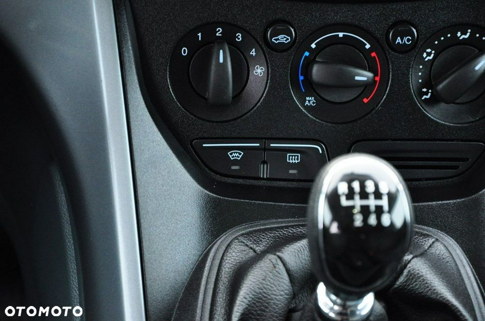 Ford C-MAX 1.6 TDCi Start-Stop-System Titanium - 34